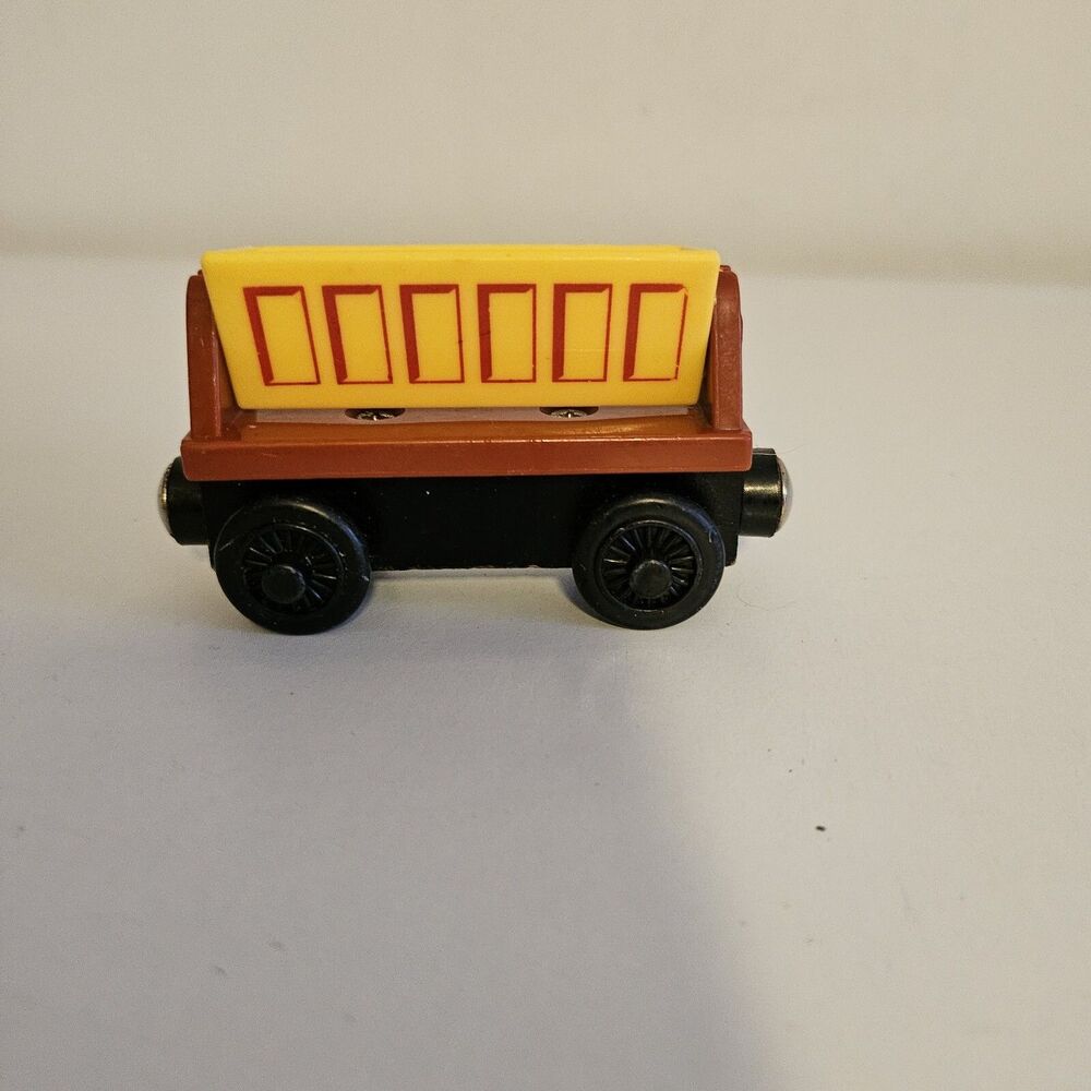 Thomas & Friends Wooden Railway Train Tank Engine Dumper